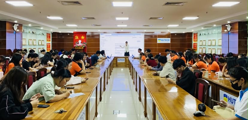 Chia sẻ ứng dụng AI trong học tập tại Khoa Dược, Trường Đại học Công nghệ Thành phố Hồ Chí Minh – HUTECH